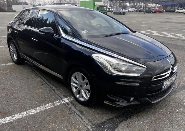 Citroen DS5 cena 28000 przebieg: 277000, rok produkcji 2013 z Daleszyce małe 191